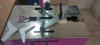 Ensambladora manual molduras