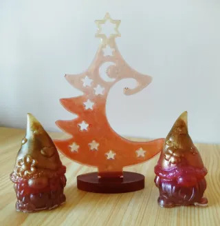 Decorazione Natalizia in Resina Albero Luna Gnomi