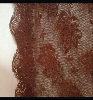 Sciarpa in pizzo marrone