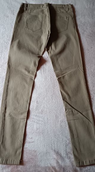 Pantalón Stradivarius