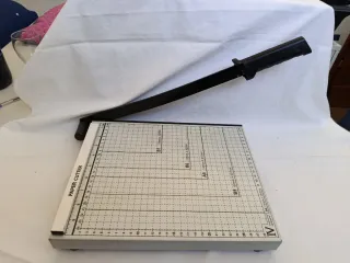 Guillotina de papel