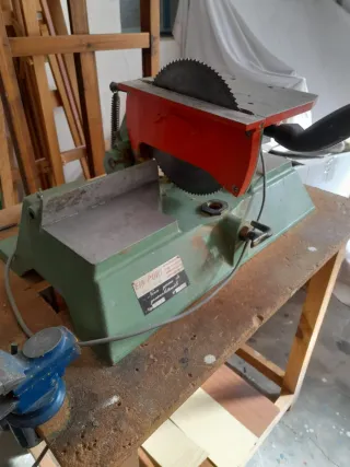 Sierra de corte para madera