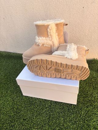 Botas de nieve beige con forro