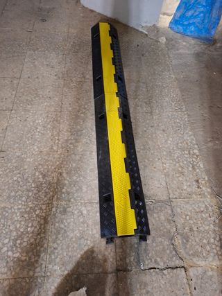 Protectores de cables para suelo