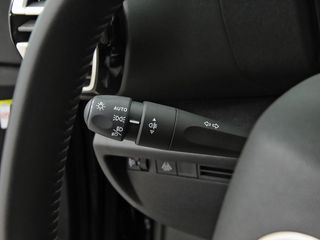 Citroën C4 Hybrid 136 e-DCS6 Plus