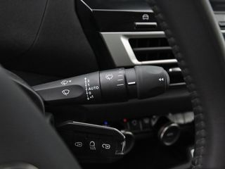 Citroën C4 Hybrid 136 e-DCS6 Plus