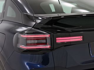 Citroën C4 Hybrid 136 e-DCS6 Plus