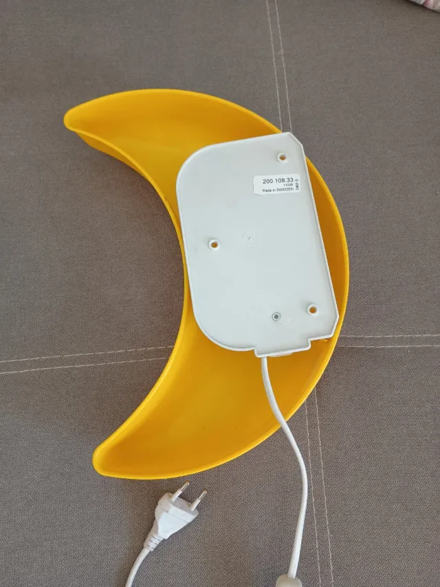 Lámpara Luna Amarilla Ikea con Bombilla incluida