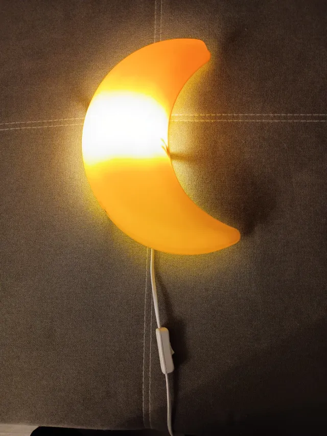 Lámpara Luna Amarilla Ikea con Bombilla incluida