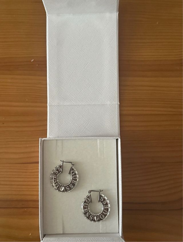 Pendientes Guess Plata Sin Estrenar