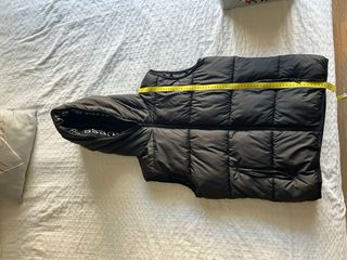 Chaleco Guess Negro Plumas