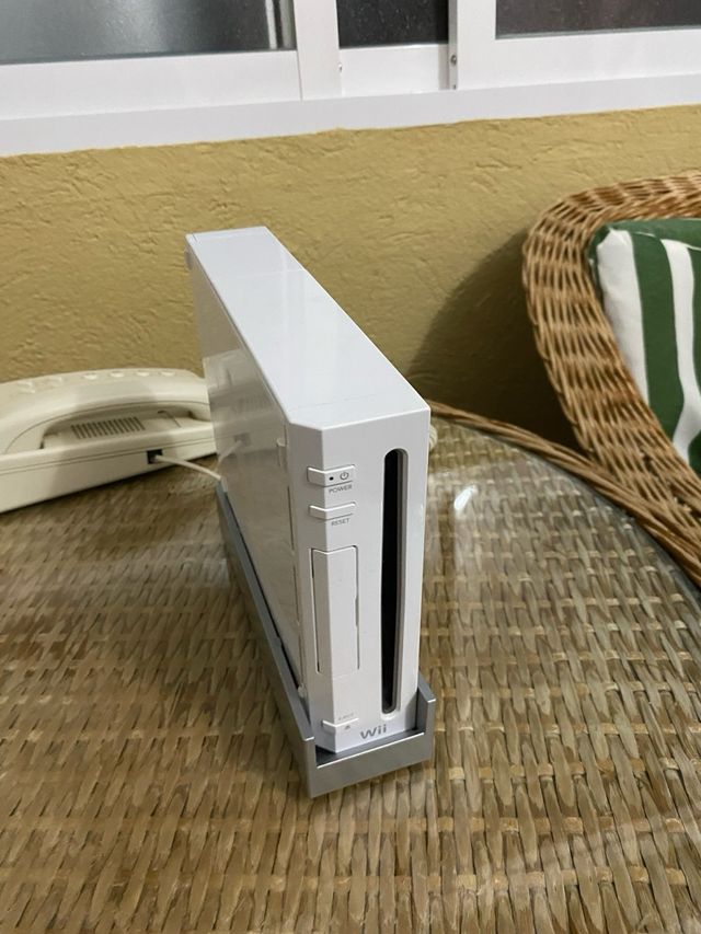 NEGOCIABLE Nintendo Wii Blanca