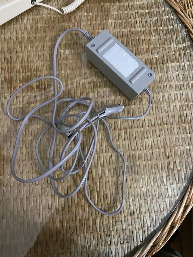 NEGOCIABLE Nintendo Wii Blanca