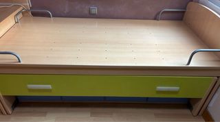 Armario juvenil y somier