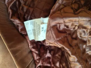 Chaquetón de piel Massimo Dutti marrón