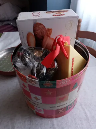 Caja grande de colección navideña