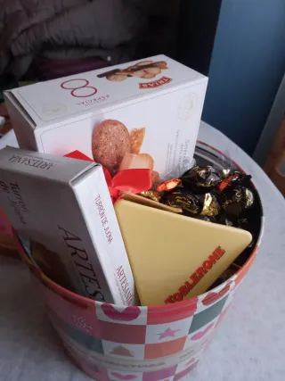 Caja grande de colección navideña