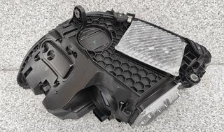 Faro Derecho Clase C W206 Full LED Digital 21-24