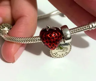 Charm Pandora Fresa Roja - Con Factura