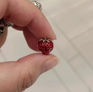 Charm Pandora Fresa Roja - Con Factura