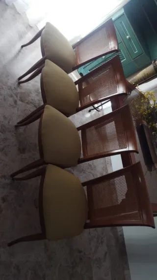 Conjunto 4 Sillas de Comedor Madera y Rattan