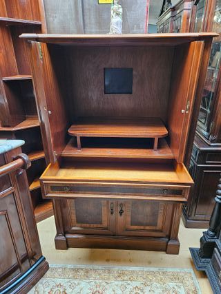 Móvel de TV - óptimo estado geral Tamanho aproxim