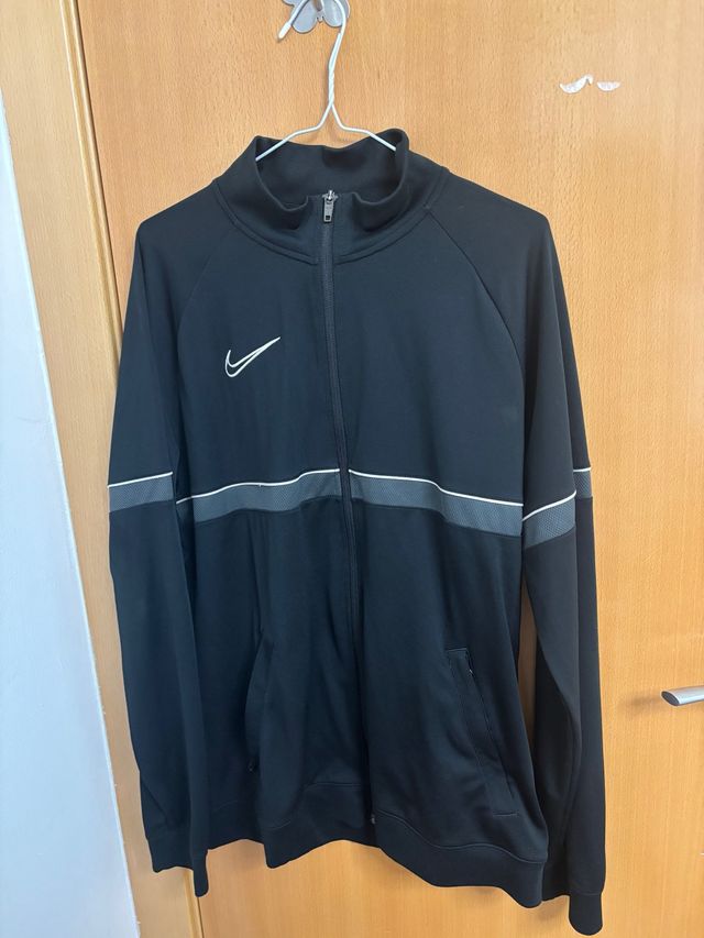 Sudadera Nike Negra y Gris