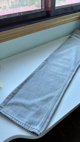 Pantalones Stradivarius anchos grises T.36