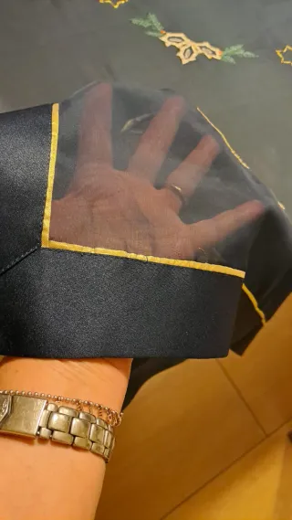 Tovaglia natalizia blu con decorazioni oro