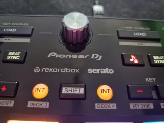 Controlador DJ Pioneer DDJ XP2 + Decksaver