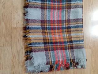 Bufanda de hombros a cuadros