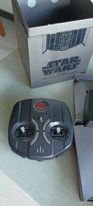 Dron Star Wars TIE Advanced x1