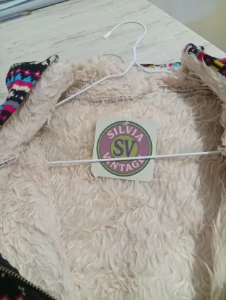 Chaqueta abrigada borreguito estampado étnico S