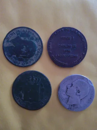 Lote de 4 monedas antiguas