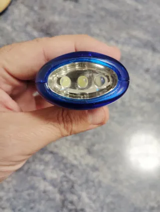 Linterna Dinamo "Nueva"