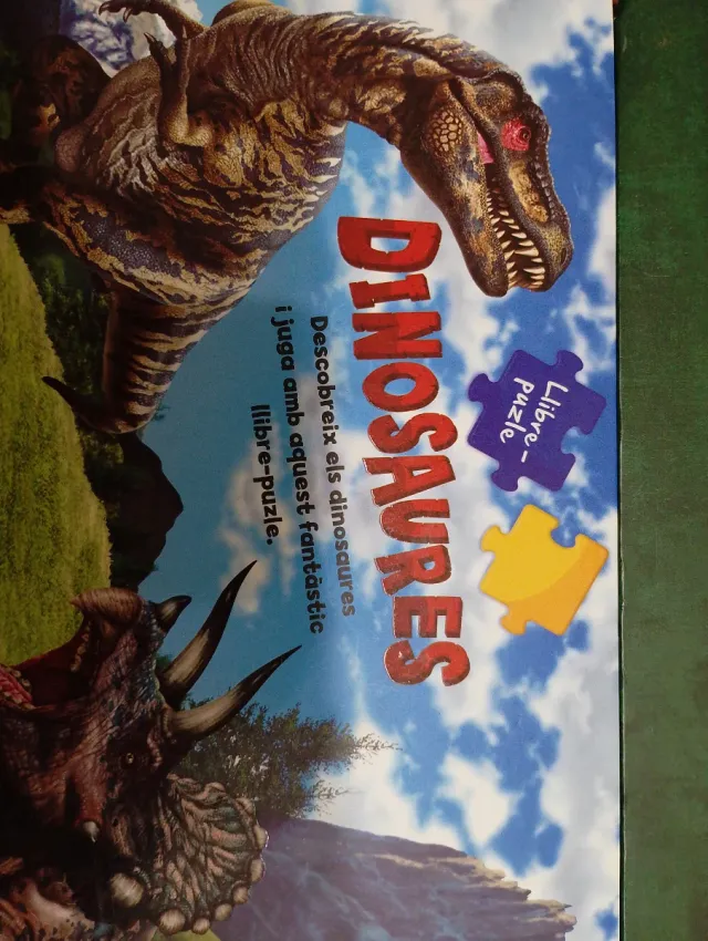 Libro juego de dinosaurios para niños