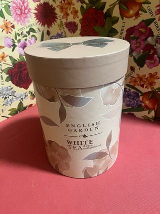 Set Benessere con bagnoschiuma, spugna e diffusore