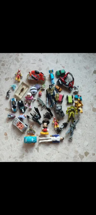 Dragones y lotes juguete