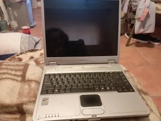 Packard Bell Portátil Plata