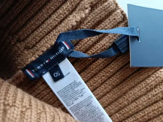 Gorro Tommy Hilfiger Marrón