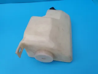 Fiat 131 242 vaschetta serbatoio acqua tergicrista