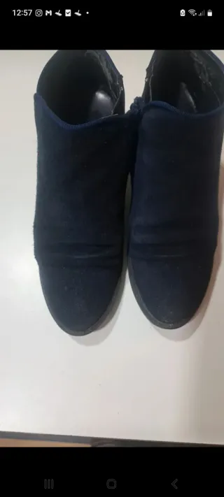 Botín y bolso azul marino. Conjunto muy buen estad