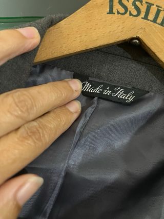 Completo  uomo  con camicia e cravatta grigio