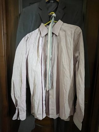 Completo  uomo  con camicia e cravatta grigio