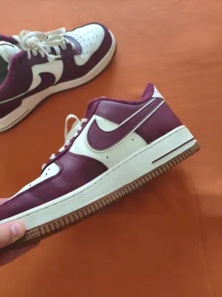 Nike Air Force 1 Granate Talla 41