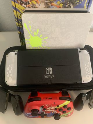 Nintendo Switch OLED Splatoon Edizione Limitata