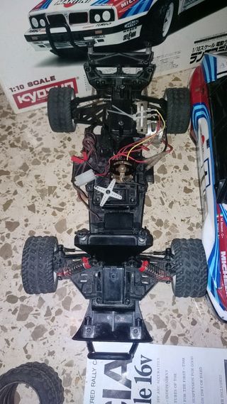 Coche RC Kyosho Lancia Delta Integrale 16v