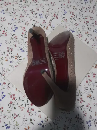 Zapatos Liu Jo Tacón Alto Beige y Dorado