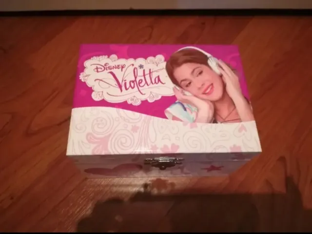 Joyero y manta Violetta