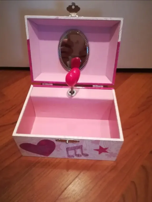 Joyero y manta Violetta